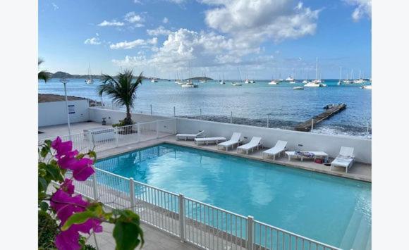 Appartement Pieds Dans L'Eau Vue Mer Acces Plage Et Piscine Marigot  Esterno foto